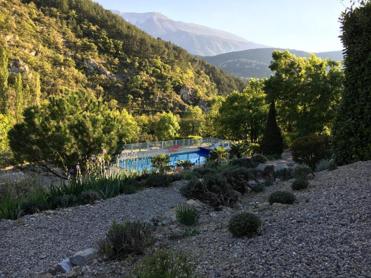 Les Chambres D'Hotes Du Mas Face Au Ventoux Plaisians 외부 사진